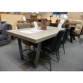 City	160cm Dining Table
